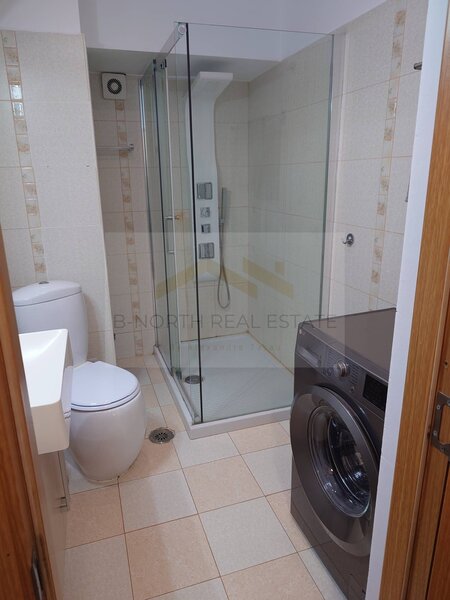 Libertatii  Apartament 4 camere de inchiriat Bulevardul Libertatii – 100 mp  decomandat